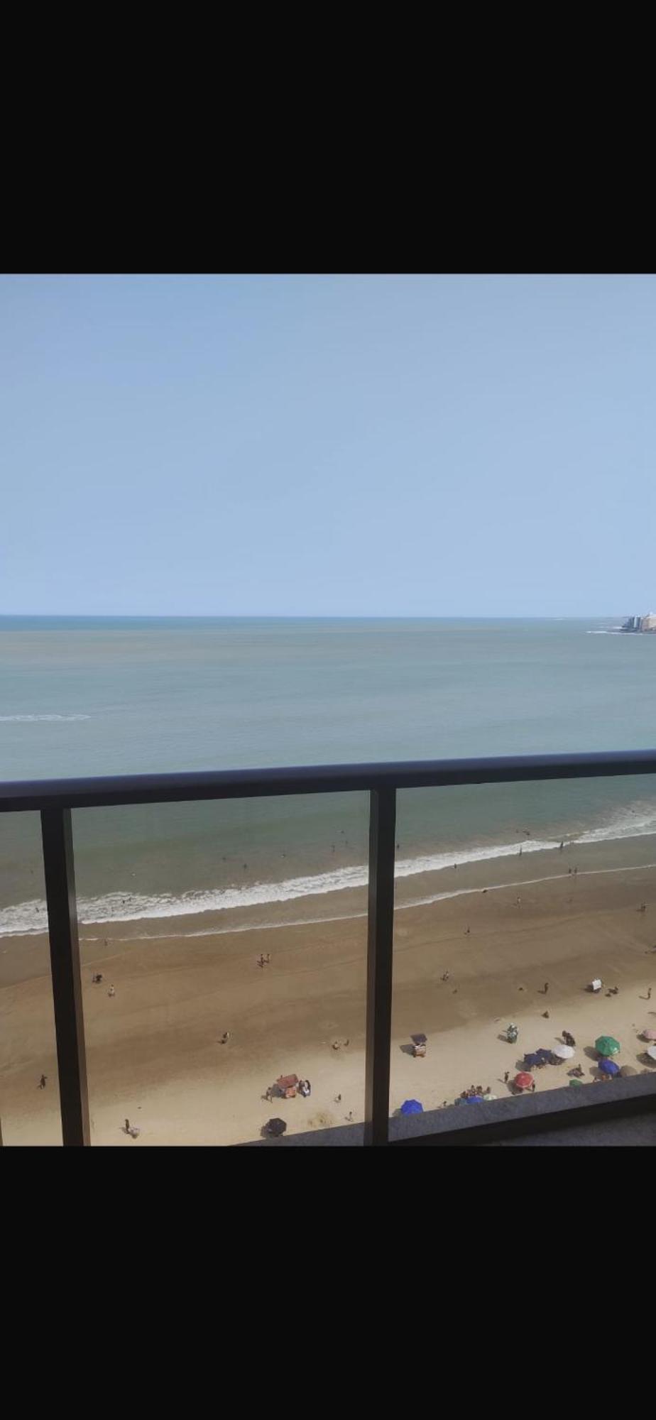 Malaga1201 Cobertura De Frente Para Praia Do Morro Guarapari Em Frente O Quiosque 19 エクステリア 写真