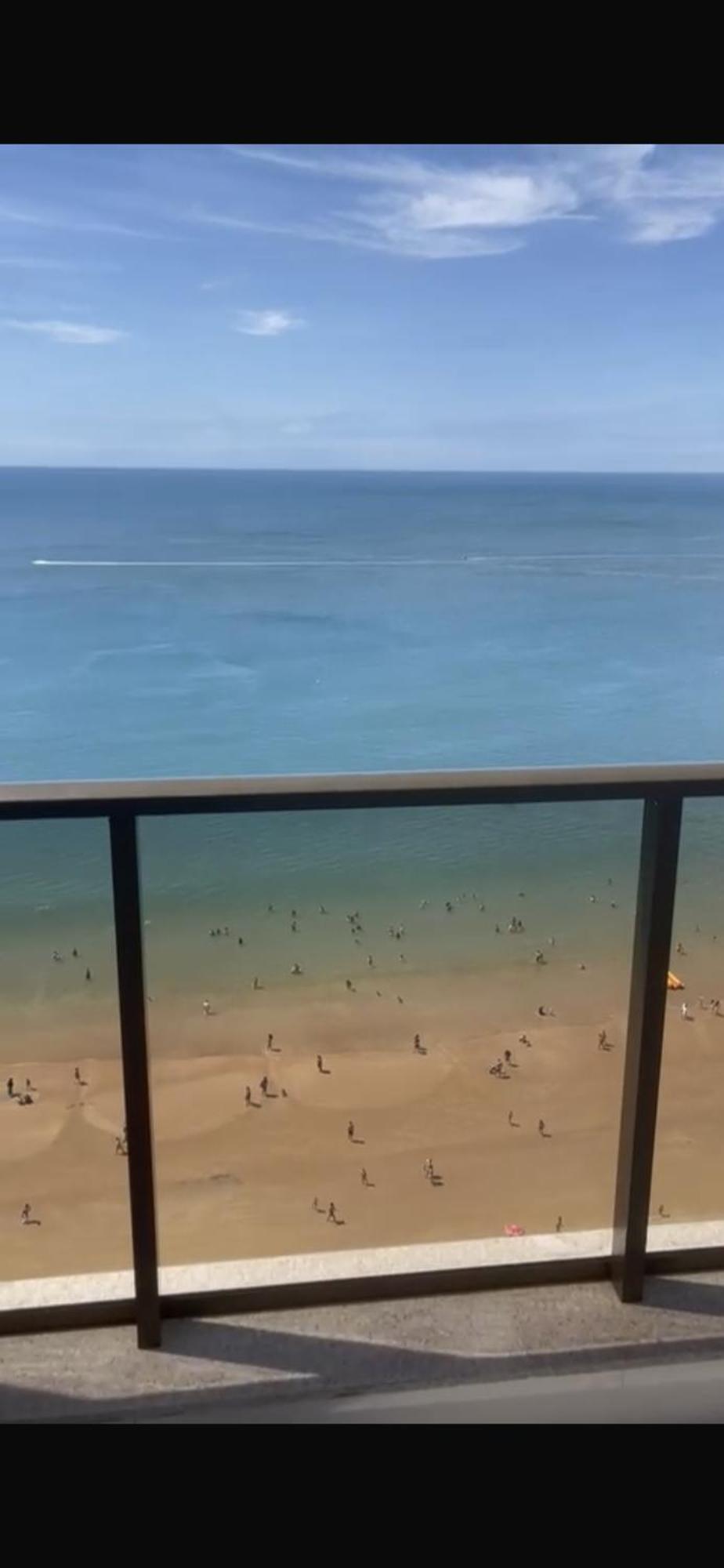 Malaga1201 Cobertura De Frente Para Praia Do Morro Guarapari Em Frente O Quiosque 19 エクステリア 写真